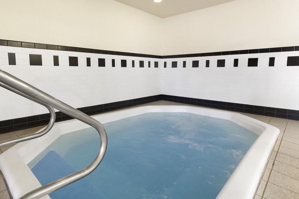 Fairfield Inn & Suites Canton Норт-Кантон Экстерьер фото