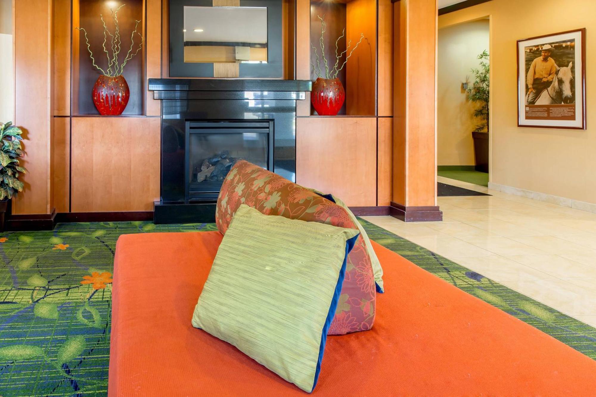 Fairfield Inn & Suites Canton Норт-Кантон Экстерьер фото
